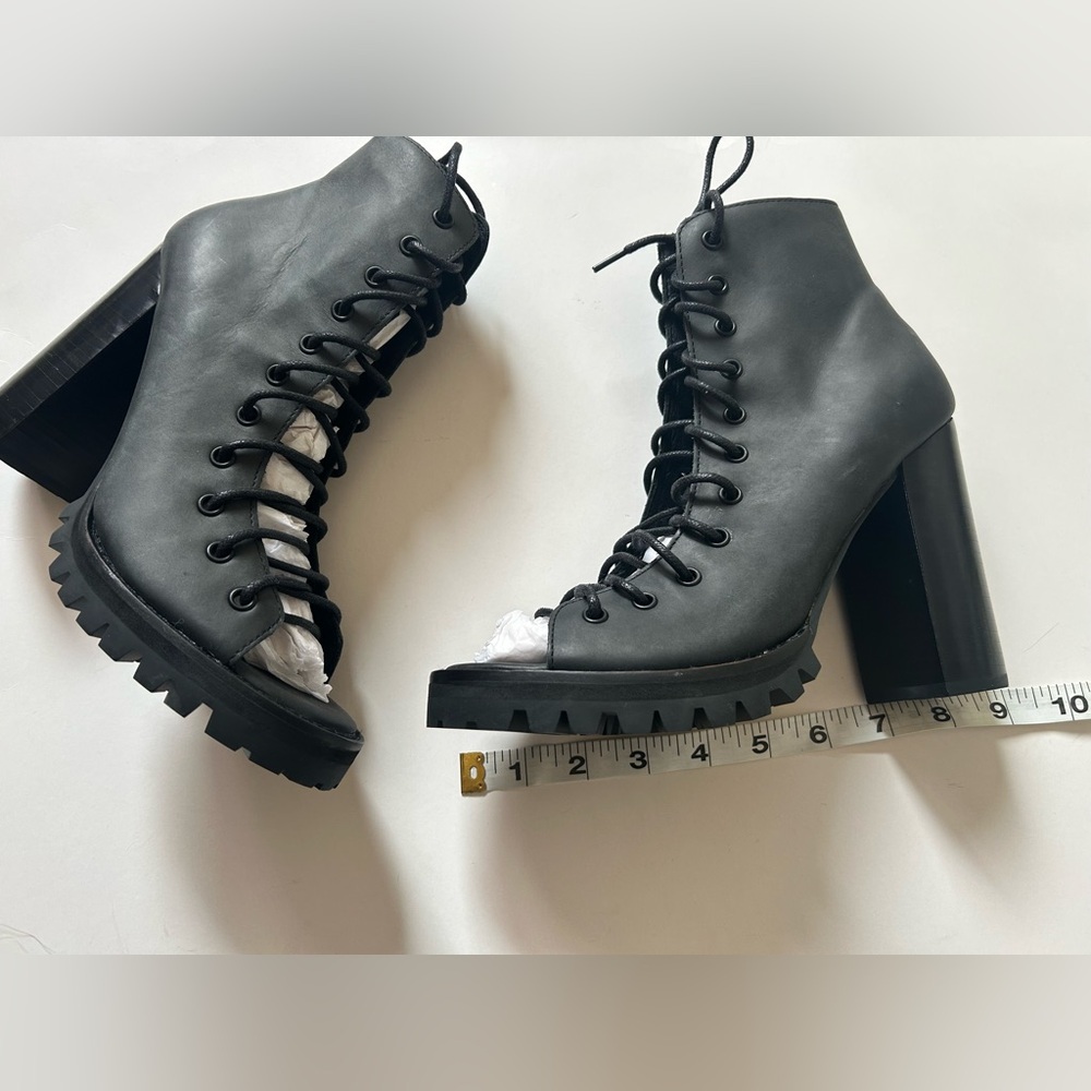 NWOT/B Free People xJeffrey Campbell Palermo Heel - Picture 12 of 16
